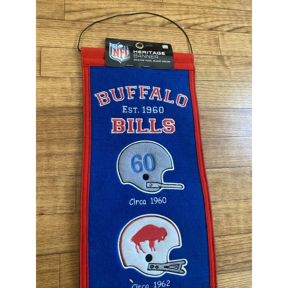 NWT Buffalo Bills NFL legacy Genuine Wool Logo Banner 32